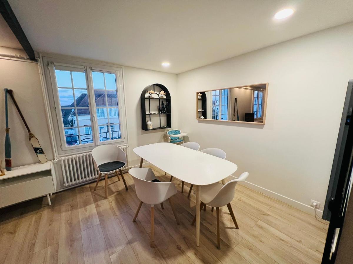 Bel Appartement Plein Centre 100M De La Mer Merville-Franceville-Plage Dış mekan fotoğraf